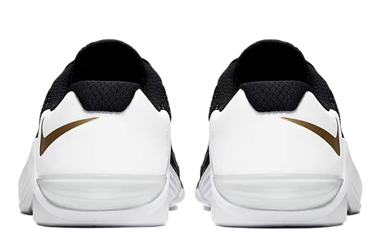 (W) Nike Metcon 5 'Black Metallic Gold' 圖 4