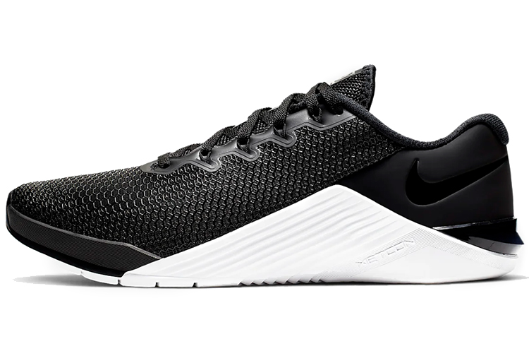 (Women) Nike Metcon 5 'Black White' AO2982-010