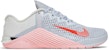 (W) Nike Metcon 6 'Football Grey Arctic Punch' - Abu Kelabu Arctic Punch AT3160-001