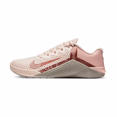 (W) Nike Metcon 6 'Guava Ice Metallic Red Bronze'