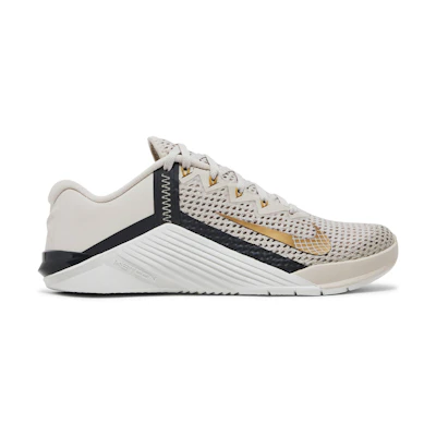 (W) Nike Metcon 6 'Light Orewood Brown'