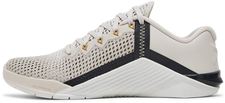 (W) Nike Metcon 6 'Coklat Cerah Orewood' AT3160-170 Lookbook (W) Nike Metcon 6 'Coklat Cerah Orewood' AT3160-170