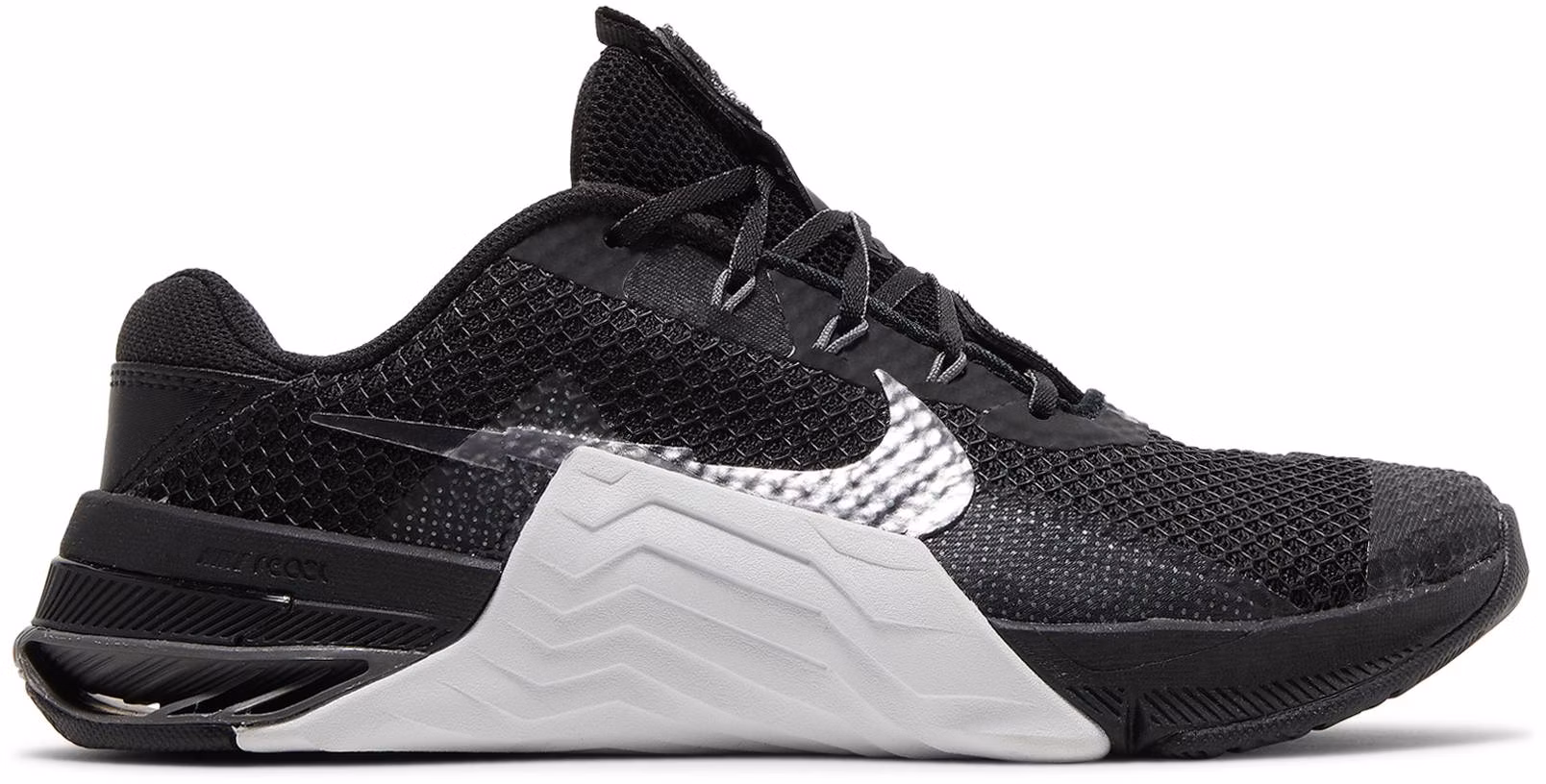 women-nike-metcon-7-black-white-cz-8280-010