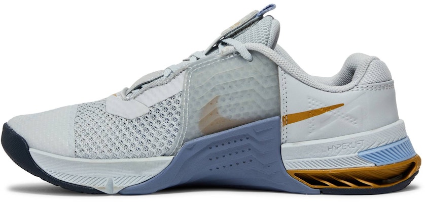 (Women) Nike Metcon 7 'Pure Platinum Metallic Gold Coin' CZ8280-049 Lookbook (Women) Nike Metcon 7 'Pure Platinum Metallic Gold Coin' CZ8280-049