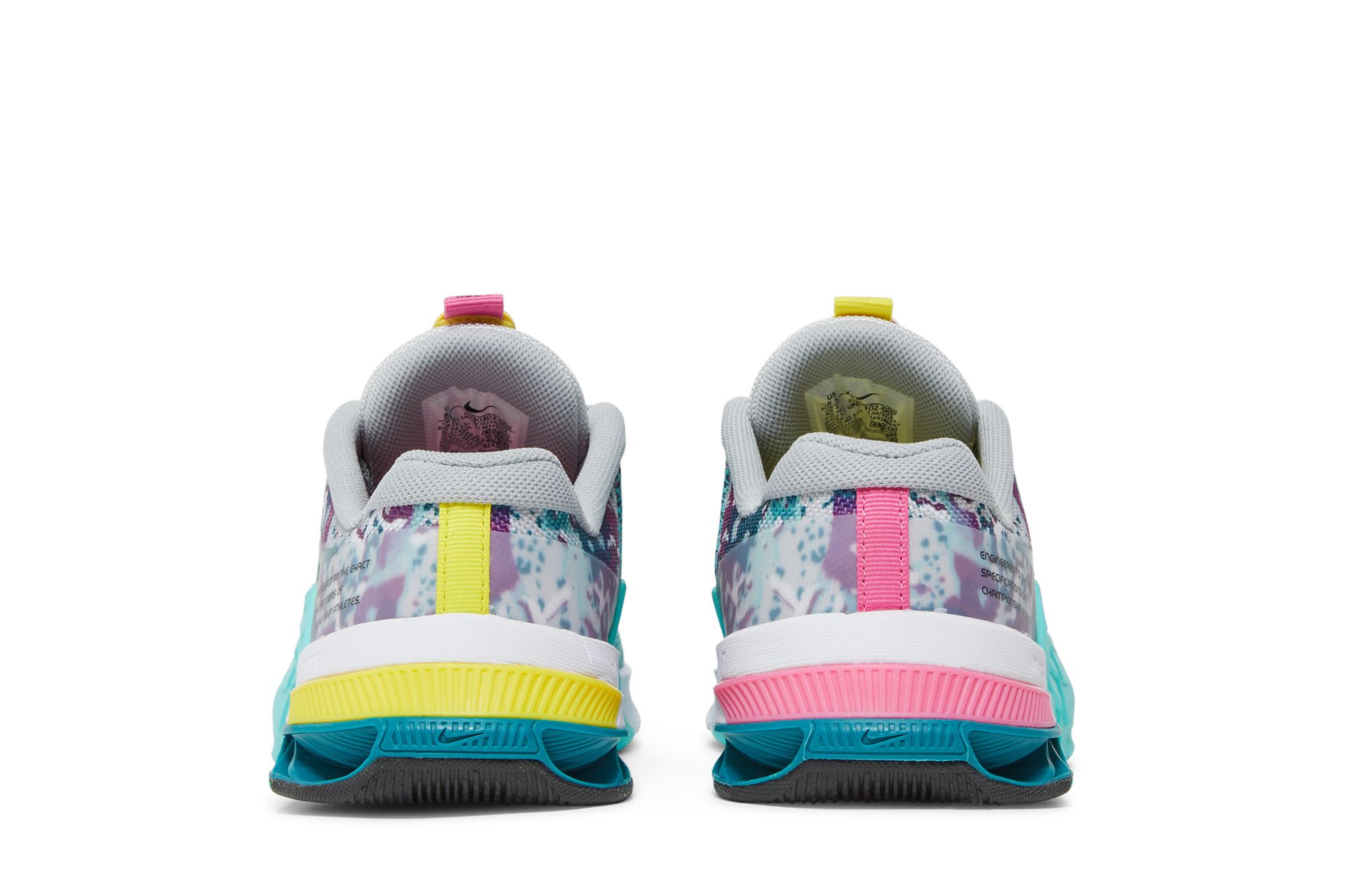 Sizing (W) Nike Metcon 8 'Gráficos de Graffiti' DQ0302-001