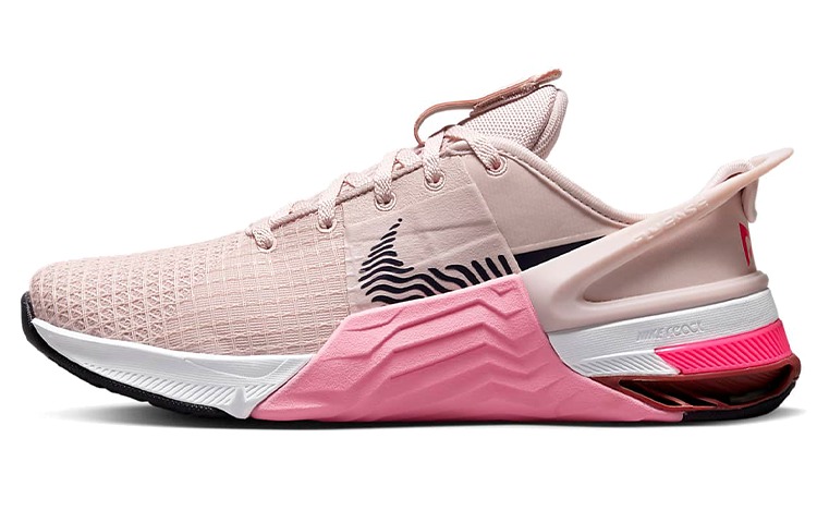 Buy (W) Nike Metcon 8 FlyEase ''Barely Rose'' Dames Sportschoenen DO9381-600