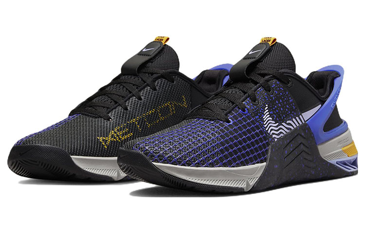 Lookbook (W) Nike Metcon 8 FlyEase ''Noir Chardon Clair'' DO9381-001