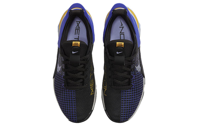 Shop (W) Nike Metcon 8 FlyEase ''Noir Chardon Clair'' DO9381-001