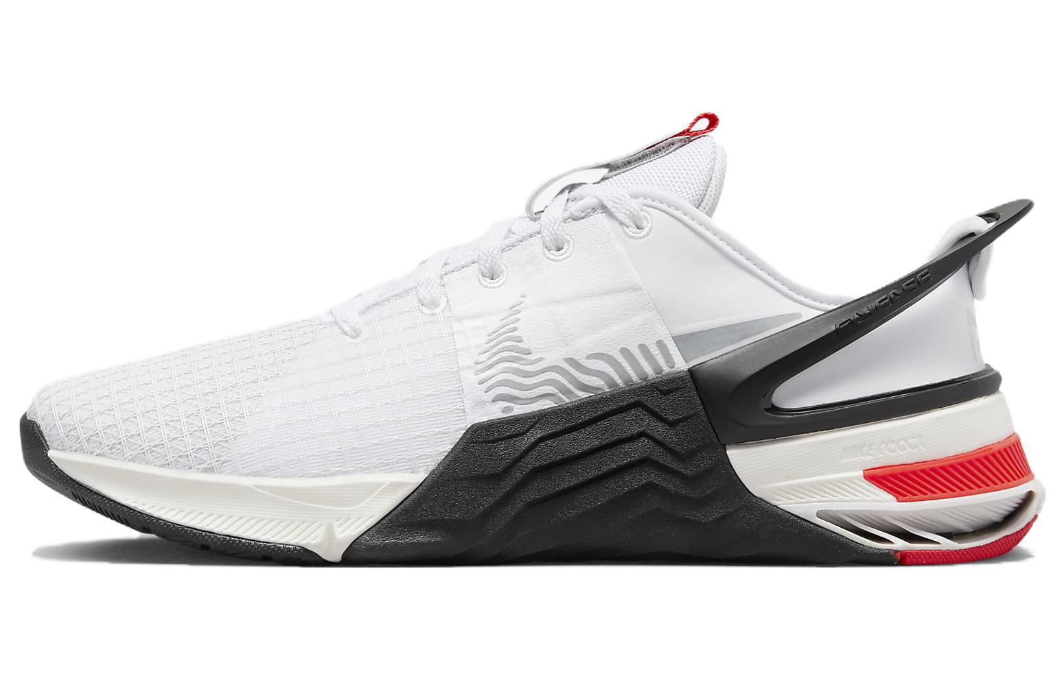 (Women) Nike Metcon 8 FlyEase 'White Picante Red' DO9381-100