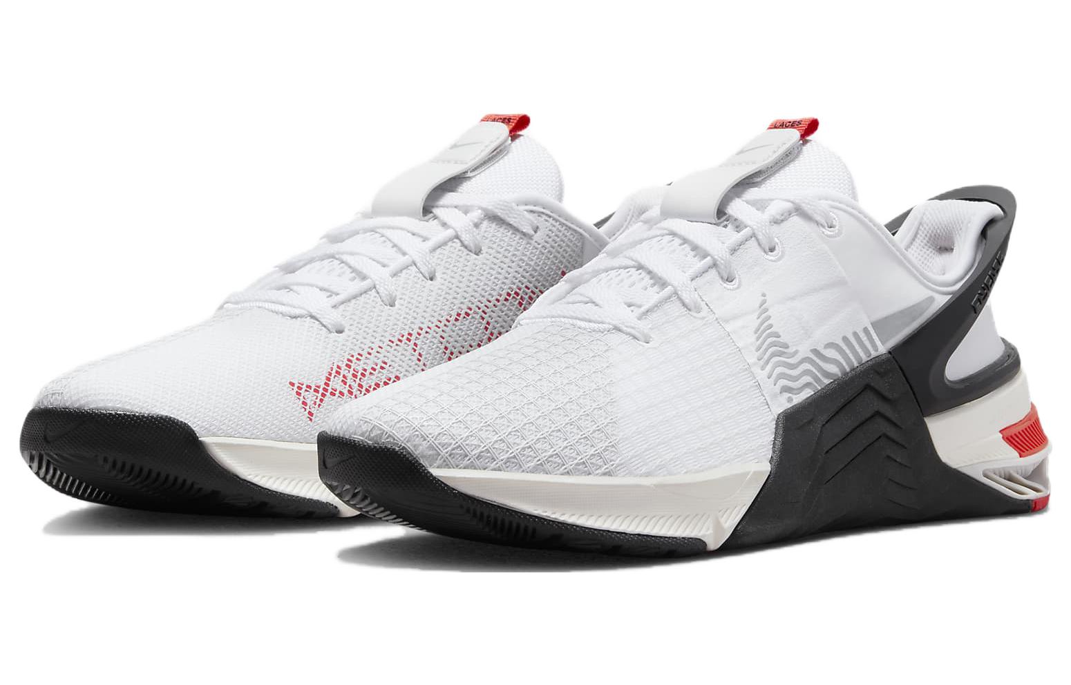 Shop (W) Nike Metcon 8 FlyEase 'Putih Picante Merah' DO9381-100