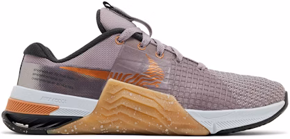 (Women) Nike Metcon 8 Premium 'Purple Smoke Metallic Copper' DQ4681-500 (Women) Nike Metcon 8 Premium 'Purple Smoke Metallic Copper' DQ4681-500