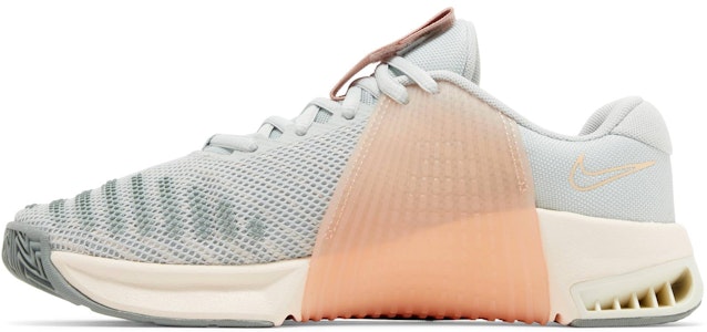 (W) Nike Metcon 9 'Mica Green Guava Ice' dalam Bahasa Melayu. DZ2537-002 Lookbook (W) Nike Metcon 9 'Mica Green Guava Ice' dalam Bahasa Melayu. DZ2537-002