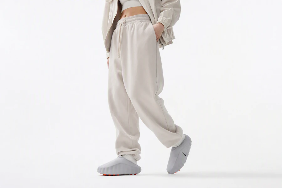 (W) Nike Mind 001 Mule ''Light Smoke Grey'' Lichtgrijze Schoenen HQ4309-003 Order (W) Nike Mind 001 Mule ''Light Smoke Grey'' Lichtgrijze Schoenen HQ4309-003