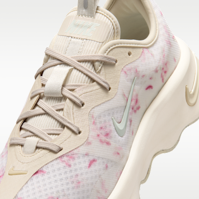 Sizing (Women) Nike Motiva 2 SE Chalk/Light All Wood Brown/Sail/Barely Green IO8230-100