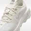 Sizing (W) ナイキ モティバ 2 サミットホワイト/ファントム/メタリックシルバー II7278-102