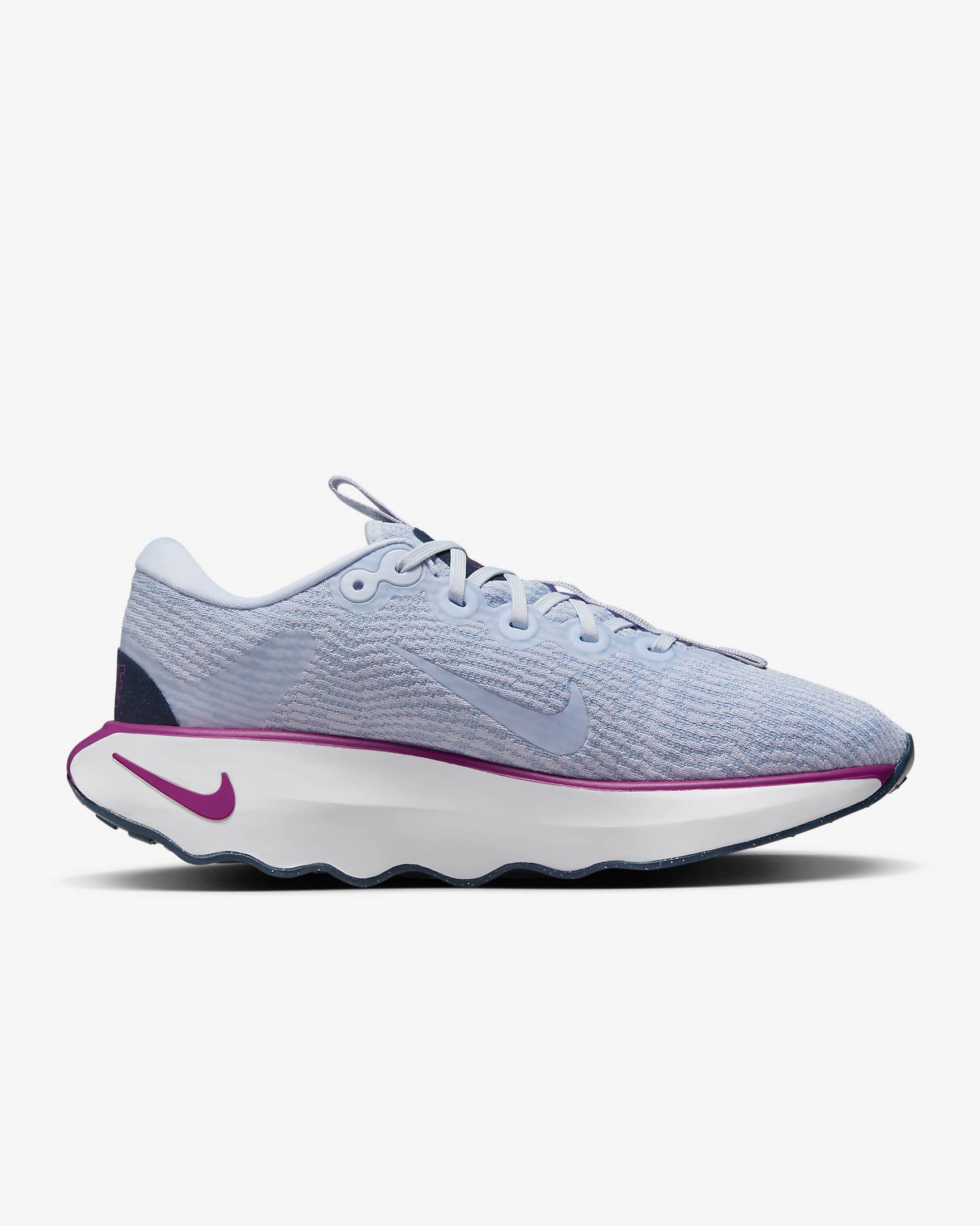 Shop (W) Nike Motiva ''Football Grau Hot'' DV1238-008