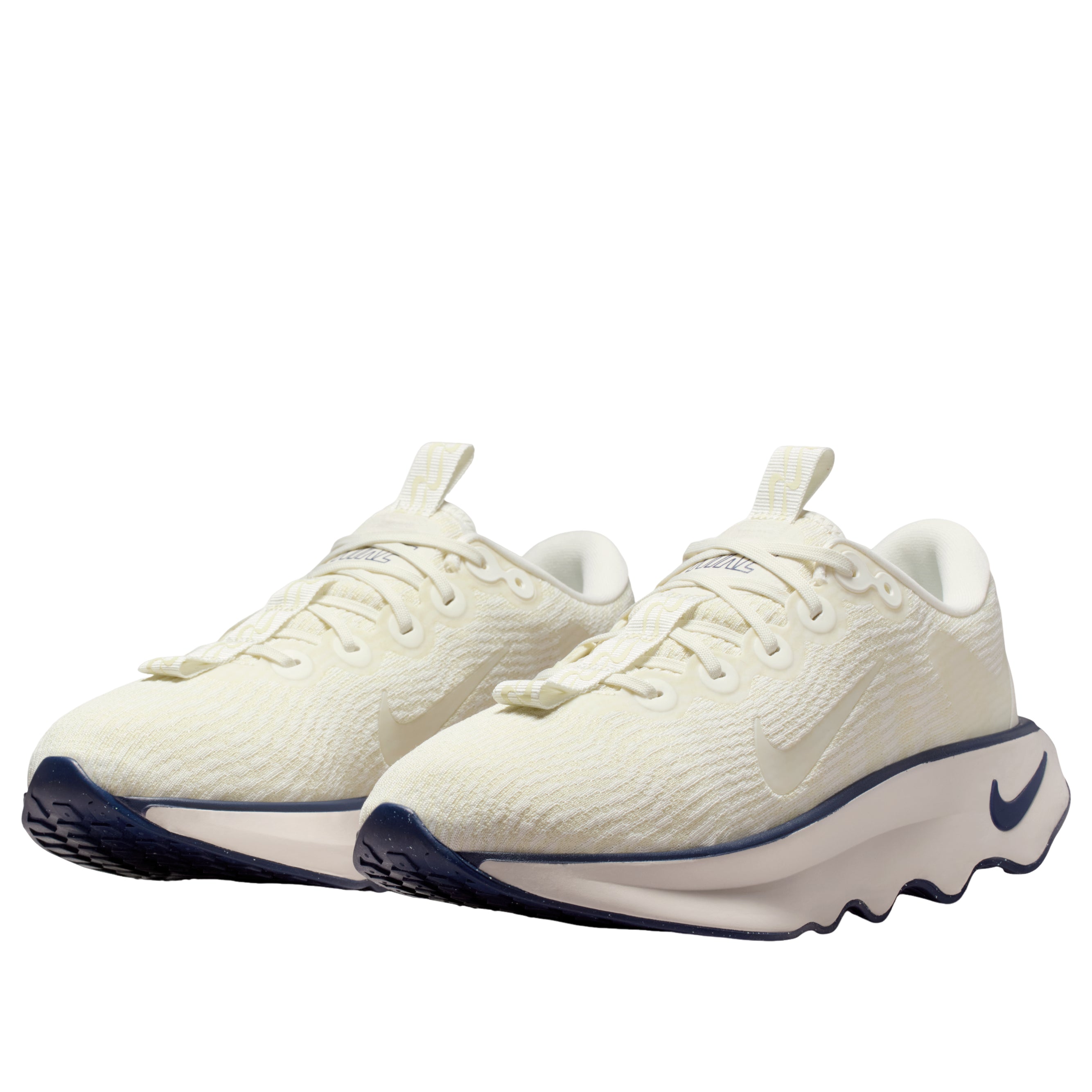 Shop (W) Nike Motiva 航行椰奶午夜海軍藍 DV1238-113