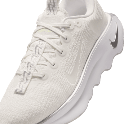 Sizing (W) Nike Motiva Blanco Summit/Blanco/Plateado Metálico/Blanco Summit DV1238-111
