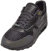 (W) Nike NikeCourt Air Max 1 Ultra 'Koleksi Kehebatan' 829722-001 Lookbook (W) Nike NikeCourt Air Max 1 Ultra 'Koleksi Kehebatan' 829722-001