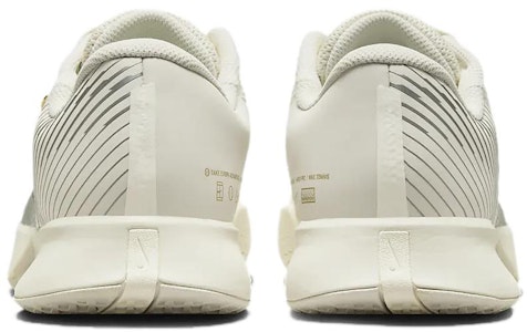 (W) 나이키 나이키코트 에어 줌 베이퍼 프로 2 프리미엄 HC '골드 플레어 팩' FZ1555-100 Lookbook (W) 나이키 나이키코트 에어 줌 베이퍼 프로 2 프리미엄 HC '골드 플레어 팩' FZ1555-100