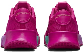 (W) Nike NikeCourt Vapor Lite 2 Premium HC 'Fireberry' Sepatu Tenis Pria FB7065-600 Purchase (W) Nike NikeCourt Vapor Lite 2 Premium HC 'Fireberry' Sepatu Tenis Pria FB7065-600