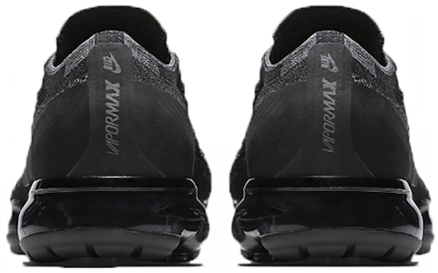 Nike Air VaporMax 三重黑色(女款) Shop Nike Air VaporMax 三重黑色(女款)