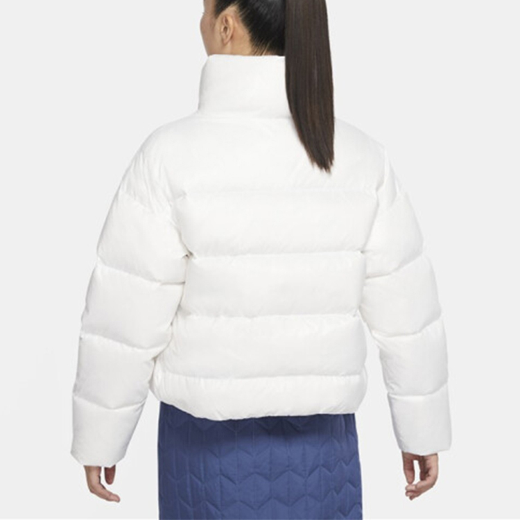 Details for (W) Chaqueta Corta Nike NSW Puffer Acolchada Invierno Blanca. CU5814-100