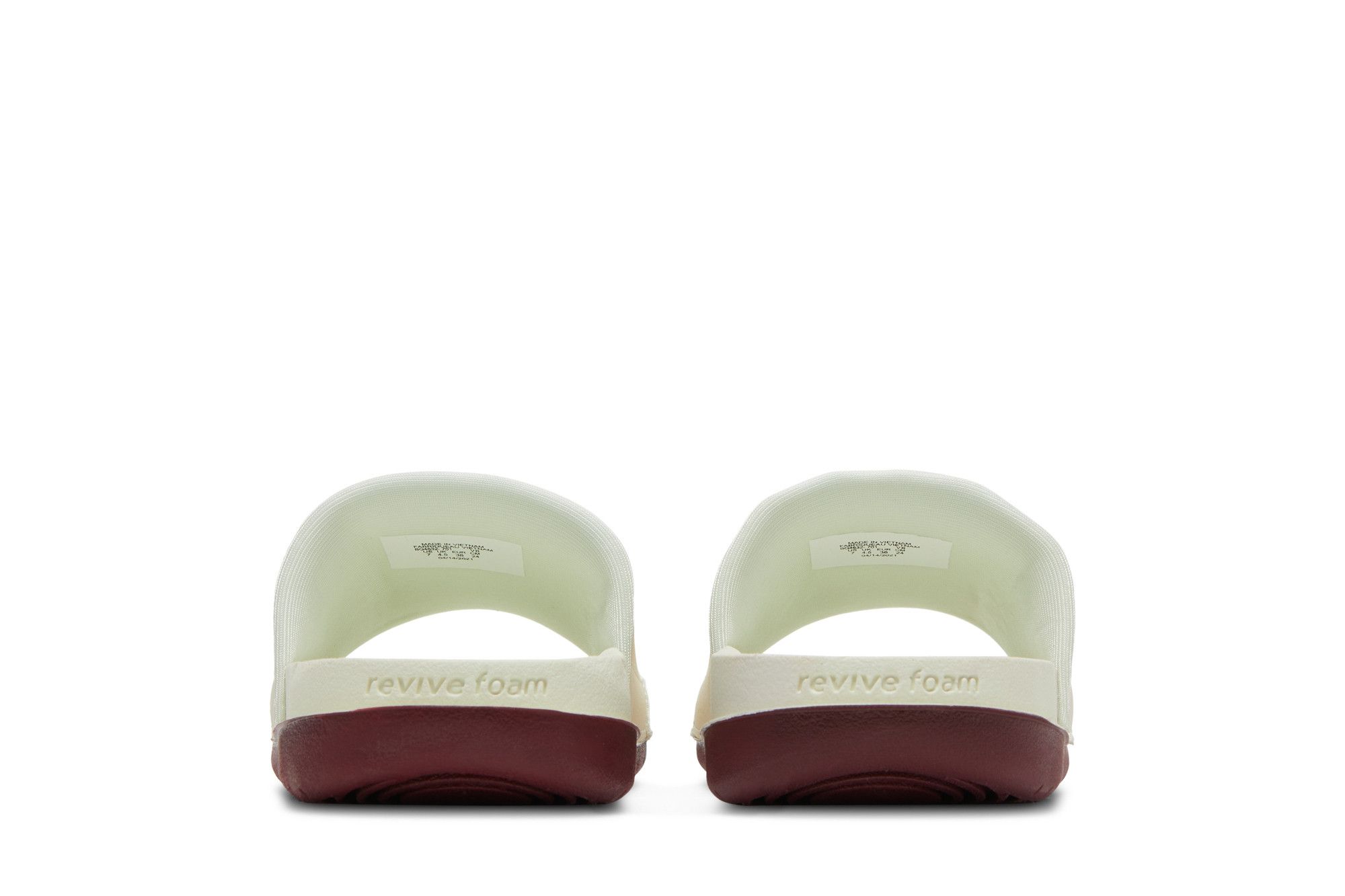 Details for (W) Nike Offcourt Slide ''Cashmere'' Sandale BQ4632-701