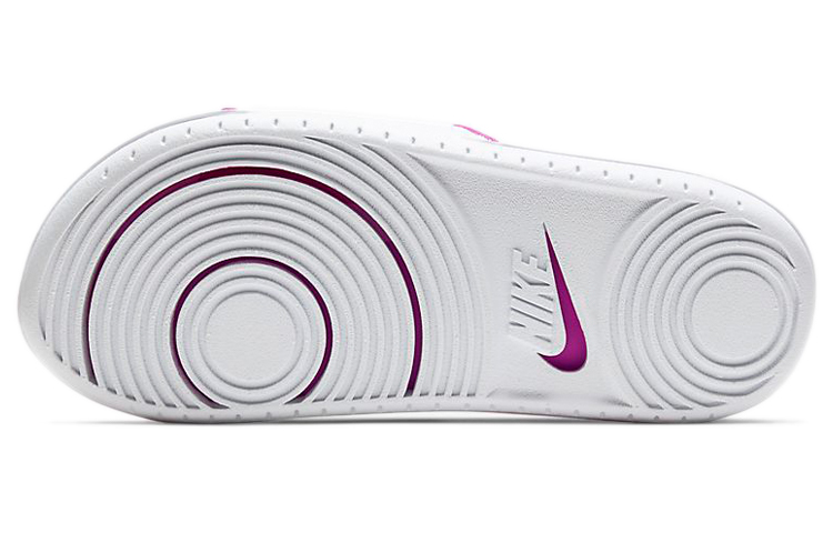 Shop (W) ナイキ オフコート スライド "ファイアーピンク" BQ4632-602