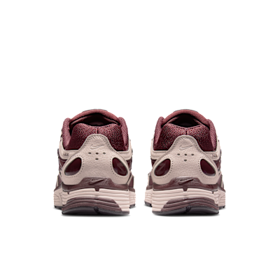 Sizing (W) Nike P-6000 Hardloopschoenen Zijde Rood/Bordeaux As/Bordeaux Crush IM5237-600