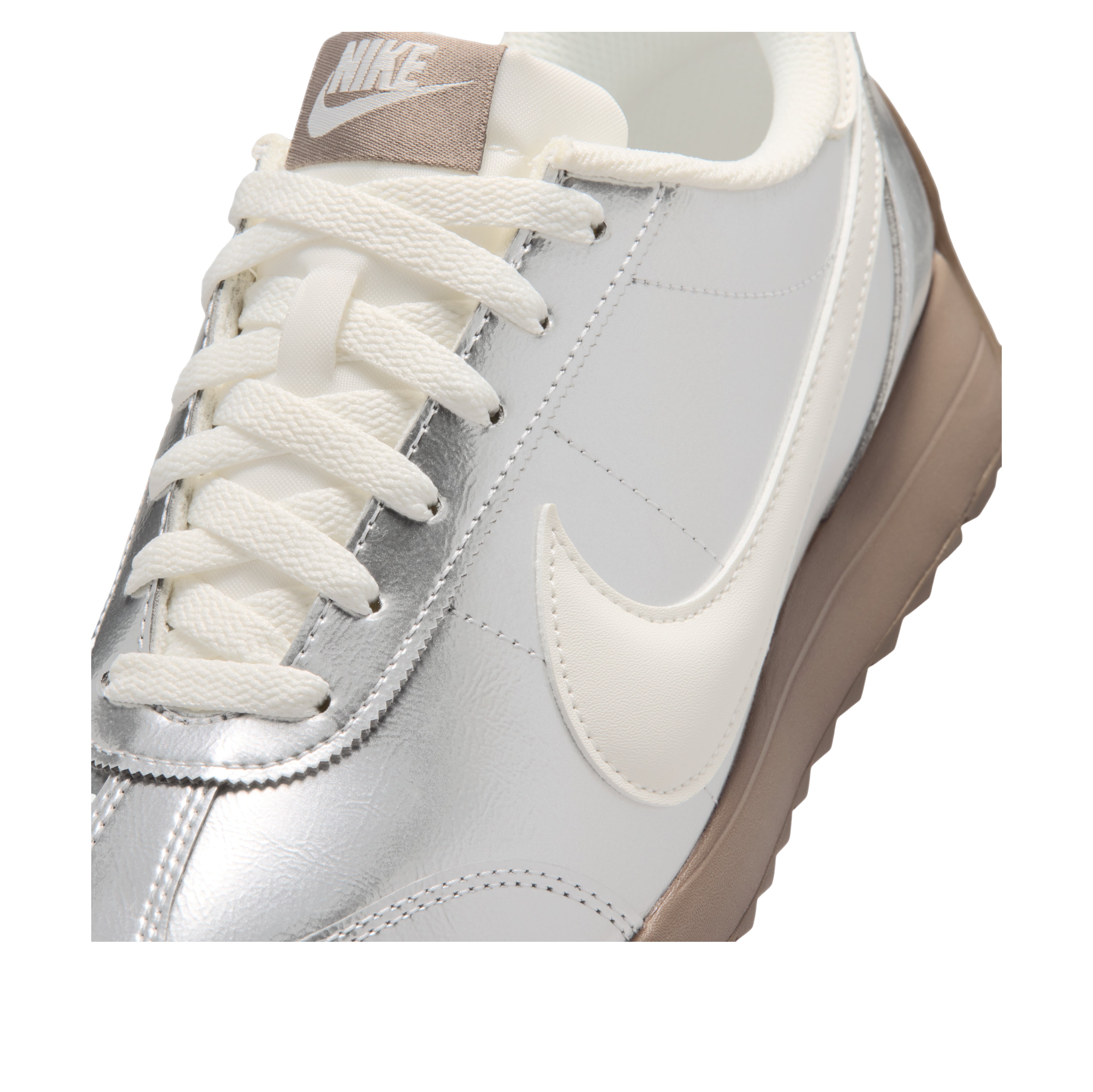 Sizing (W) Nike Pacific ''Argent Métallique Marron Vison Voile'' IR2750-095
