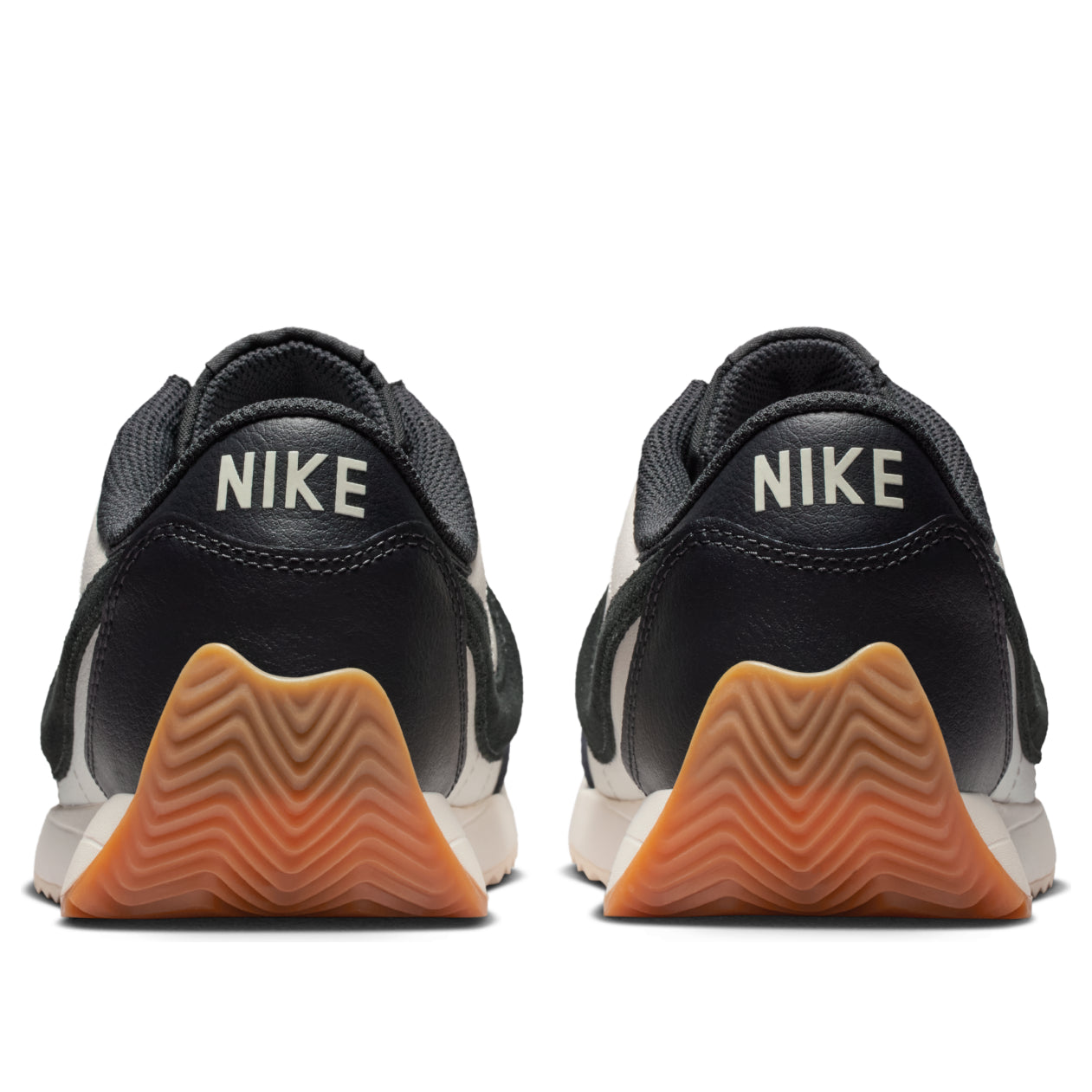 Lookbook (W) Nike Pacific Cuir Sail Off Noir Gum IQ2972-133
