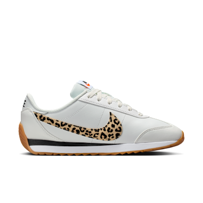 Lookbook (W) 나이키 퍼시픽 레더 SE 서밋 화이트/화이트/블랙 라이트 브라운/블랙 IM7328-100