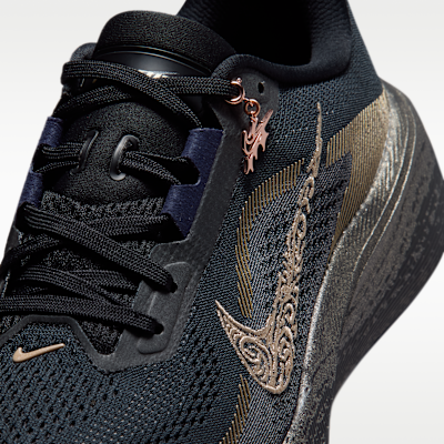 Sizing (W) Nike Pegasus 42 "Keely Hodgkinson" 黑/深藍/霧藍 IR7192-001