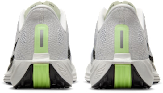 (W) ナイキ ペガサス プラス スニーカー プラチナティント/ピュアプラチナ/ベアリーボルト/ブラック FQ7261-006 Details for (W) ナイキ ペガサス プラス スニーカー プラチナティント/ピュアプラチナ/ベアリーボルト/ブラック FQ7261-006