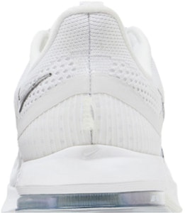 (W) 나이키 에어 줌 페가수스 프리미엄 화이트 메탈릭 실버 HQ2593-102 Sizing (W) 나이키 에어 줌 페가수스 프리미엄 화이트 메탈릭 실버 HQ2593-102