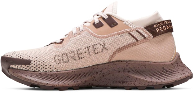 Nike Pegasus Trail 2 飛馬 GORE-TEX 專業運動 低筒 跑步鞋 女款 褐色 Lookbook Nike Pegasus Trail 2 飛馬 GORE-TEX 專業運動 低筒 跑步鞋 女款 褐色