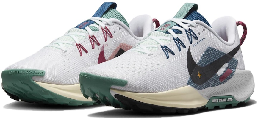 (W) Nike Pegasus Trail 5 'Azul Court y Cedro' DV3865-100 Lookbook (W) Nike Pegasus Trail 5 'Azul Court y Cedro' DV3865-100