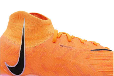 Lookbook (W) Nike Phantom Luna Elite NU FG ''Guava Ice'' Scarpe da Calcio FN8408-800