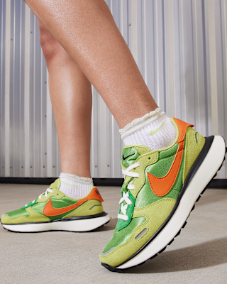 Lookbook (W) Nike Phoenix Waffle ''Chlorophyll Safety Orange'' Nederland FD2196-300