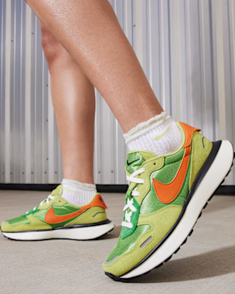 (W) Nike Phoenix Waffle ''Chlorophyll Safety Orange'' Nederland FD2196-300 Lookbook (W) Nike Phoenix Waffle ''Chlorophyll Safety Orange'' Nederland FD2196-300