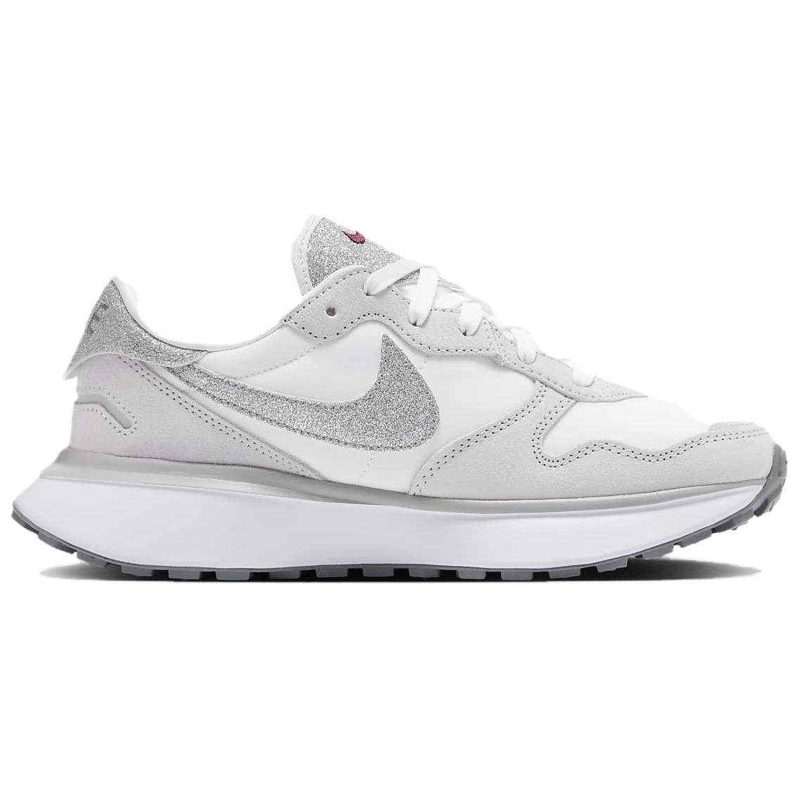 Lookbook (W) Nike Phoenix Waffle ''Glitter'' Scarpe HQ3463-191