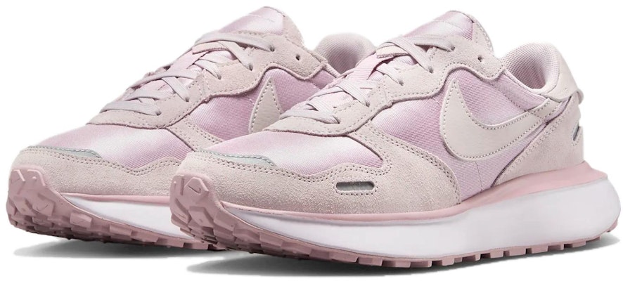 (W) 나이키 피닉스 와플 '플럼 쵸크' (Nike Phoenix Waffle 'Plum Chalk') FJ1409-500 Lookbook (W) 나이키 피닉스 와플 '플럼 쵸크' (Nike Phoenix Waffle 'Plum Chalk') FJ1409-500