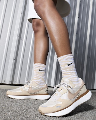 (W) Nike Phoenix Waffle 'Sandrift Sesame Metallic' - Pasir Bijan Logam FD2196-102 6