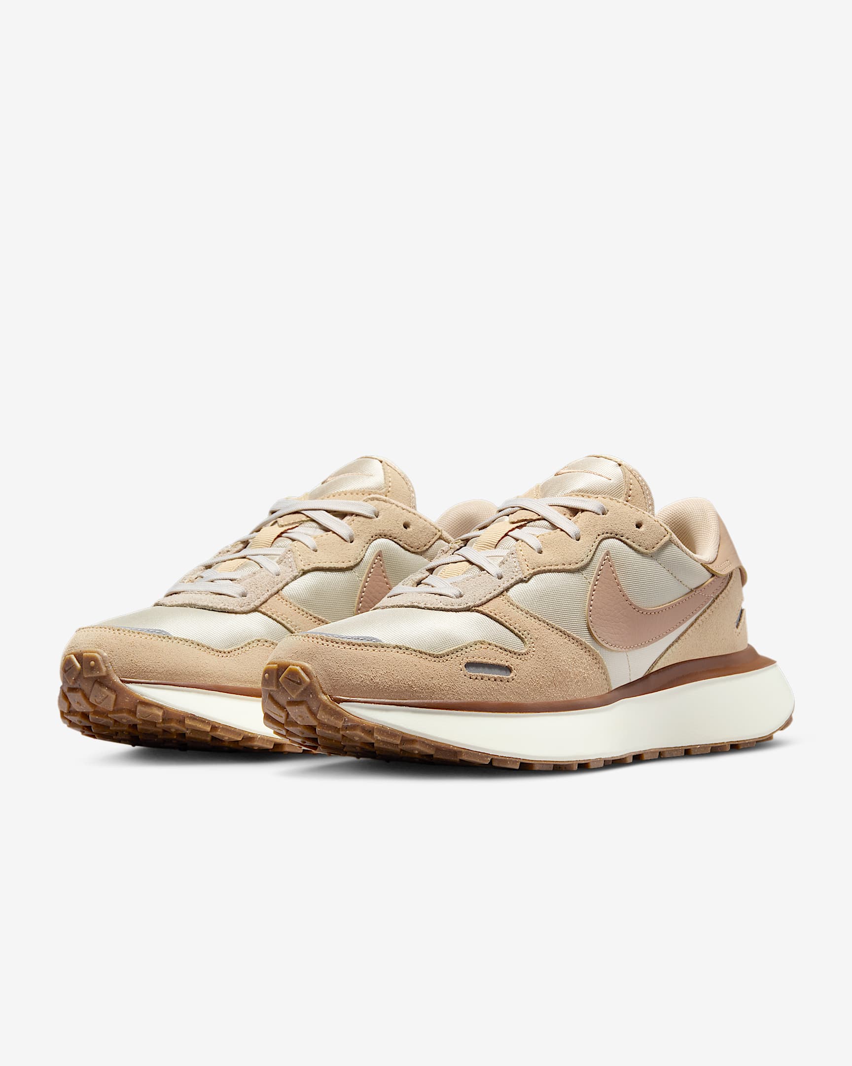 Sizing (W) Nike Phoenix Waffle ''Sandrift Sesame Metallic'' Herrenschuhe. FD2196-102