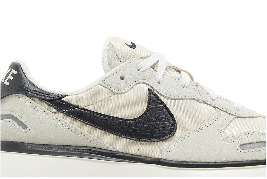 (W) Nike Phoenix Waffle ''Blanc Summit Noir'' FD2196-100 Lookbook (W) Nike Phoenix Waffle ''Blanc Summit Noir'' FD2196-100