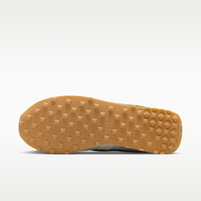 Order (W) Nike Pre Montreal Racer Vintage Sail/Arancione/Nero 828436-101