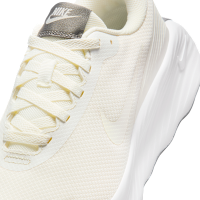 Sizing (Women) Nike Promina Sale/White/Pencil Point/White FV6343-120
