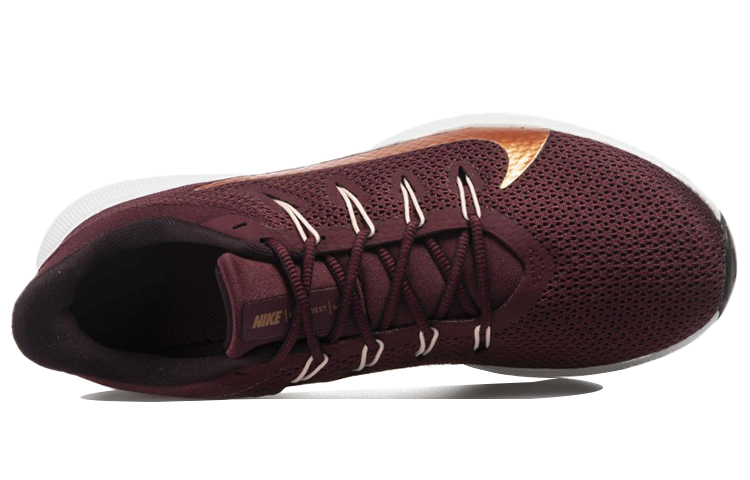 Shop (W) Nike Quest 2 Low-Top Rosso CI3803-601