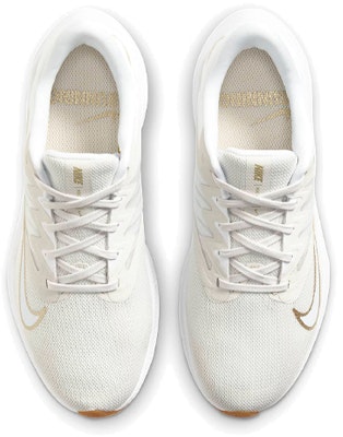 (W) Nike Quest 3 'Platinum Tint Emas Metalik Bintang' CD0232-010 Shop (W) Nike Quest 3 'Platinum Tint Emas Metalik Bintang' CD0232-010
